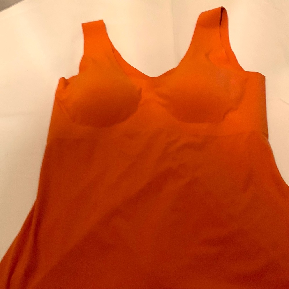 New KNIX camisole, size large with built-in cops